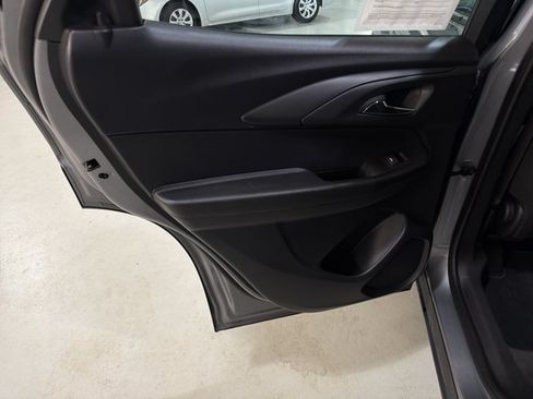 Used 2026 Chevrolet TrailBlazer LS AWD/4WD image 23