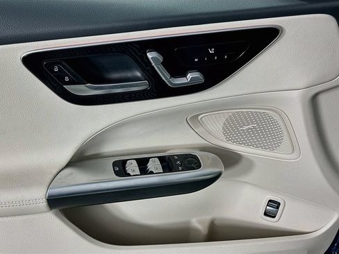 Certified 2026 Mercedes-Benz C 300 Sedan image 18