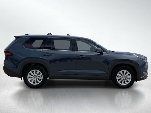 Certified 2026 Toyota Grand Highlander XLE image 10