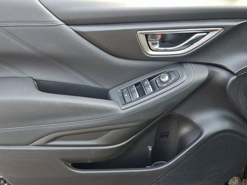 Used 2020 Subaru Forester Limited image 12