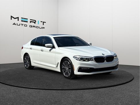Used 2018 BMW 540i RWD image 1