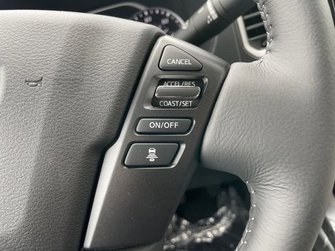 New 2024 Nissan Frontier SV w/ SV Convenience Package image 15