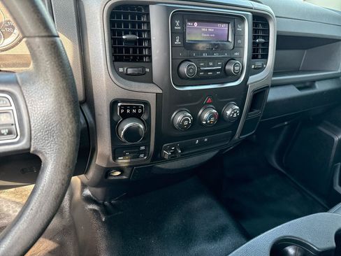 Used 2018 RAM 1500 Tradesman w/ Chrome Appearance Group AWD/4WD image 10
