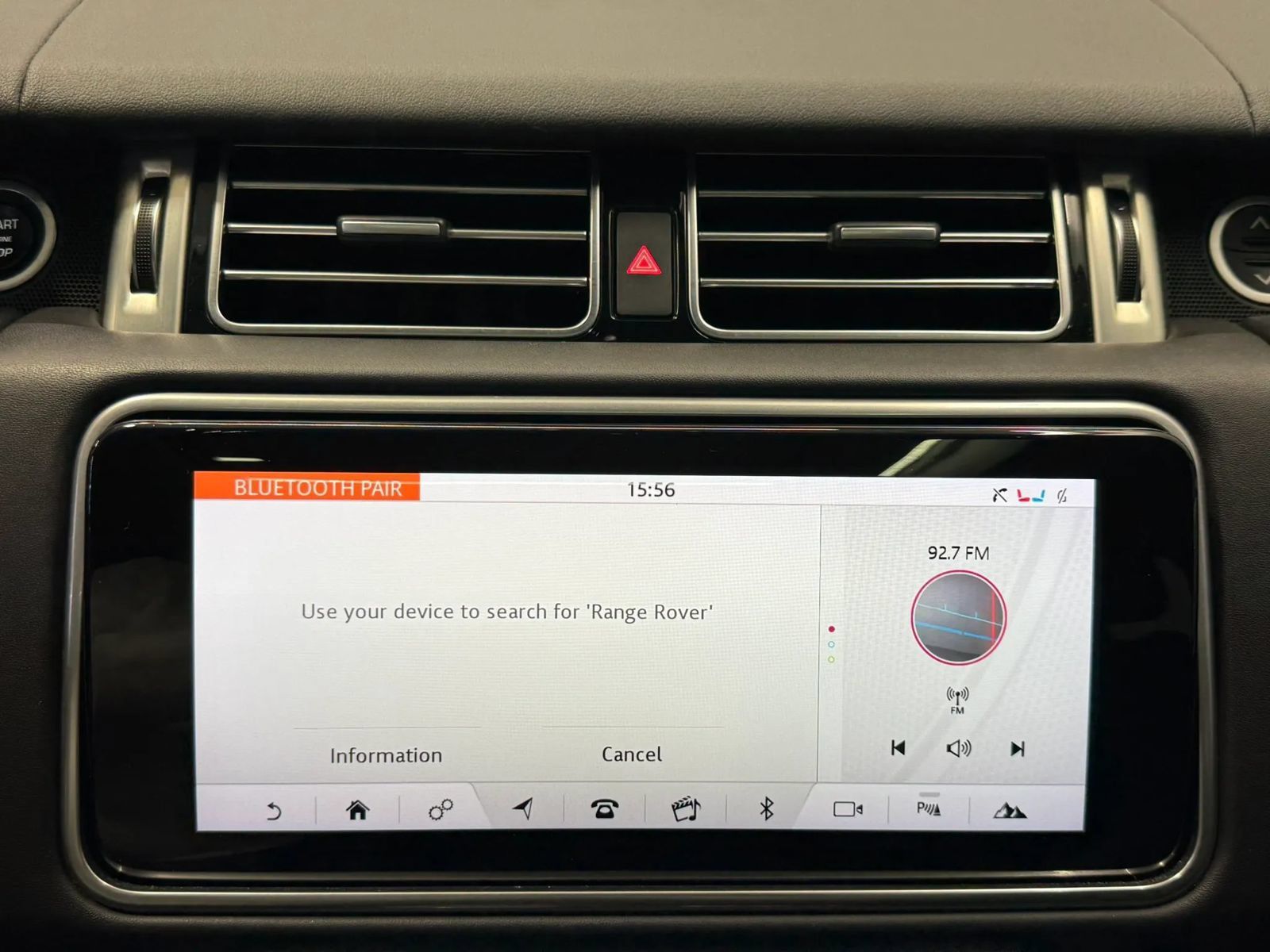 Used 2019 Land Rover Range Rover HSE AWD/4WD image 27