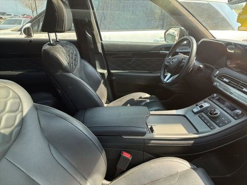 Used 2021 Hyundai Palisade Calligraphy image 13