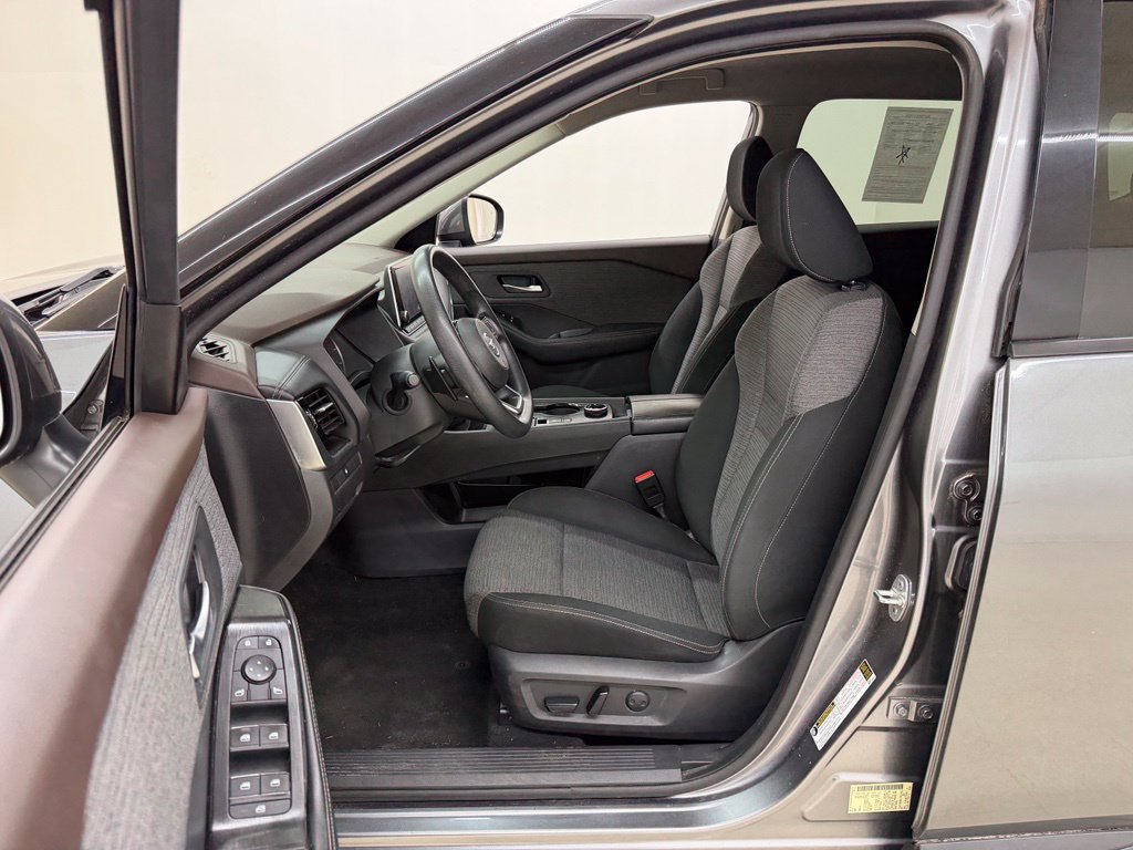 Used 2021 Nissan Rogue SV AWD/4WD image 18