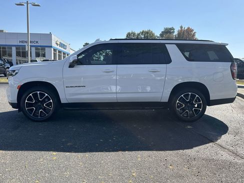 Used 2023 Chevrolet Suburban RST w/ Luxury Package image 7