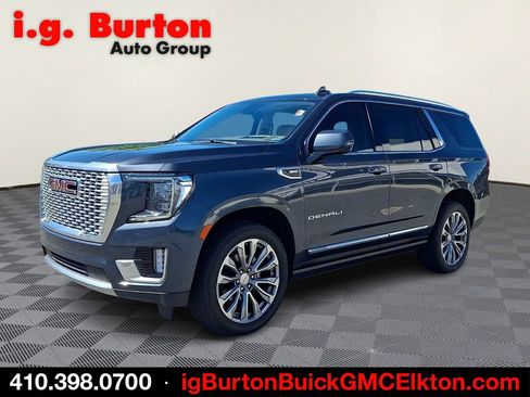 Used 2021 GMC Yukon Denali w/ Denali Premium Package AWD/4WD image 3