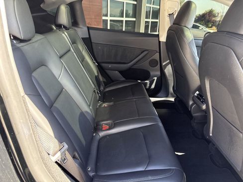 Used 2023 Tesla Model Y Performance AWD/4WD image 20