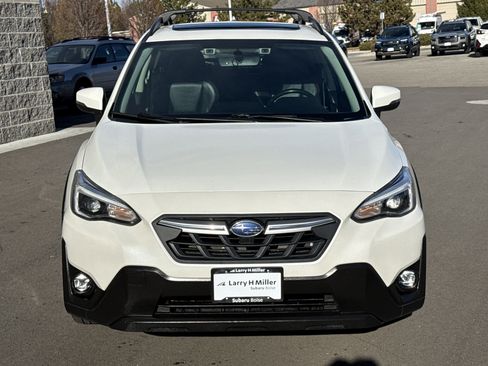 Used 2022 Subaru Crosstrek 2.5i Limited w/ Moonroof Package 2 image 9