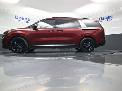 Certified 2024 Kia Carnival SX Prestige image 43