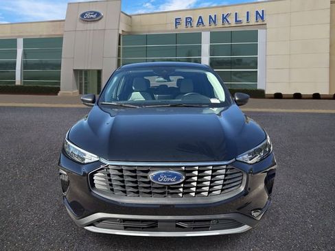 New 2026 Ford Escape Active w/ Cold Weather Package FWD image 2