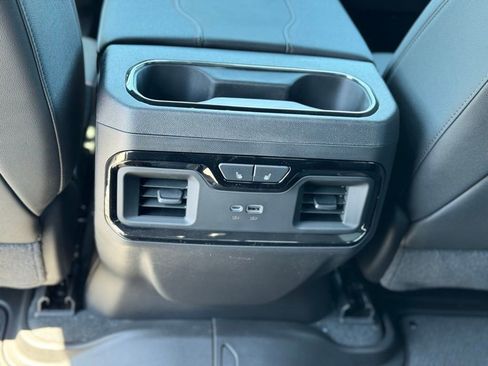 New 2026 GMC Sierra 1500 AT4 w/ AT4 Premium Package AWD/4WD image 24