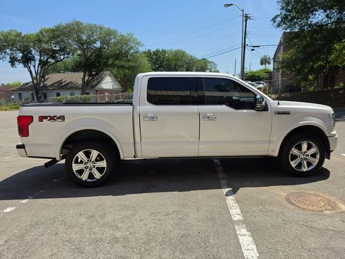 Used 2019 Ford F150 Platinum w/ Equipment Group 701A Luxury AWD/4WD image 5