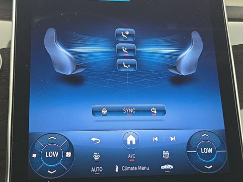 Certified 2026 Mercedes-Benz GLC 300 4MATIC image 24