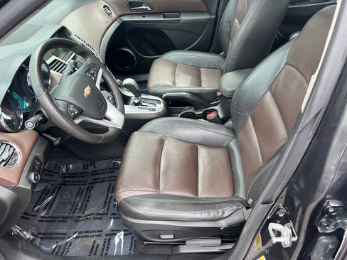 Used 2015 Chevrolet Cruze LTZ w/ Sun, Sound and Sport Package FWD image 18