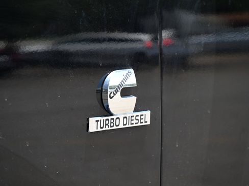 Used 2012 RAM 2500 ST w/ Chrome Appearance Group AWD/4WD image 9