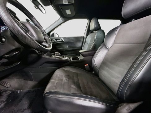 Used 2023 Mitsubishi Outlander SE Black Edition FWD image 22