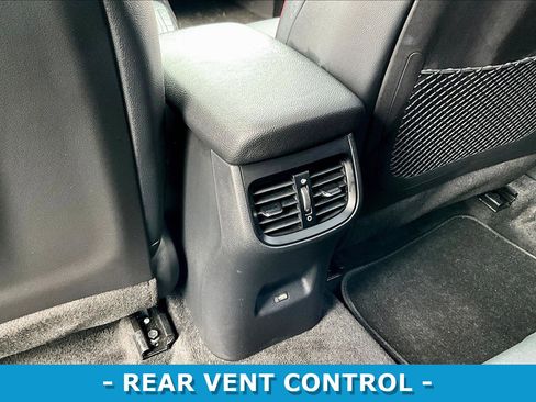 Used 2022 Kia Forte GT image 11