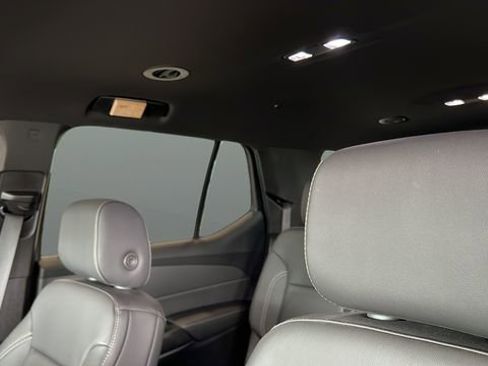 Used 2023 Chevrolet Traverse LT w/ LPO, Floor Liner Package image 10