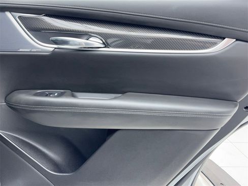 Used 2024 Cadillac XT6 Sport image 54