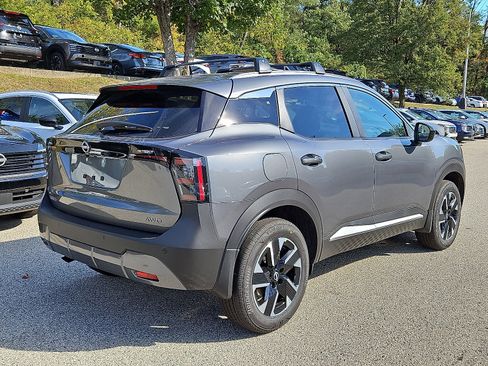 New 2026 Nissan Kicks SV w/ SV Premium Package image 6
