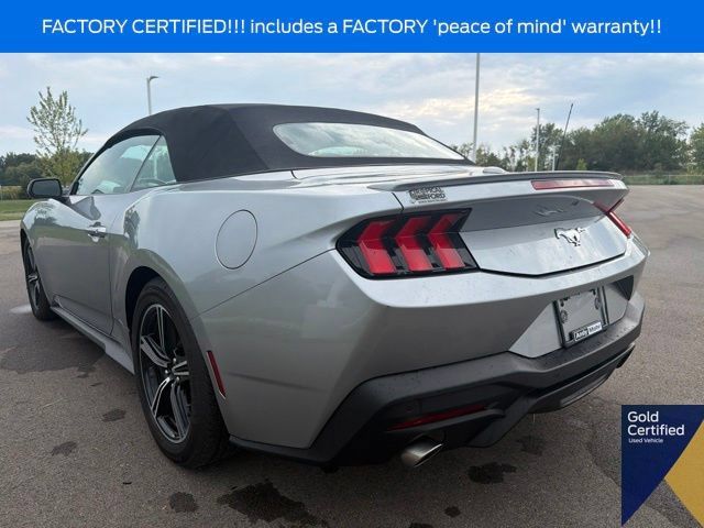 Used 2025 Ford Mustang Premium RWD image 19