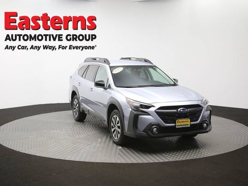 Used 2025 Subaru Outback Premium AWD/4WD image 44