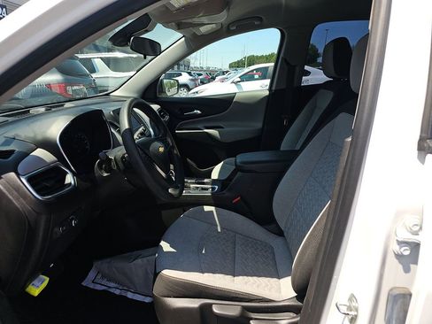Used 2023 Chevrolet Equinox LS FWD image 5