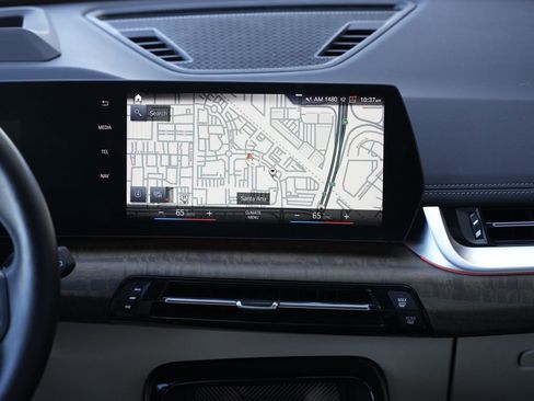 Used 2023 BMW X1 xDrive28i w/ Premium Package image 11