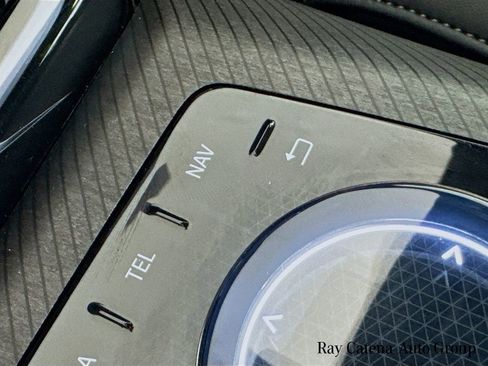 Used 2025 BMW X3 xDrive30i w/ Convenience Package image 13