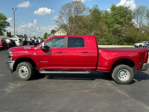 New 2026 RAM 3500 Laramie w/ Towing Technology Group AWD/4WD image 9