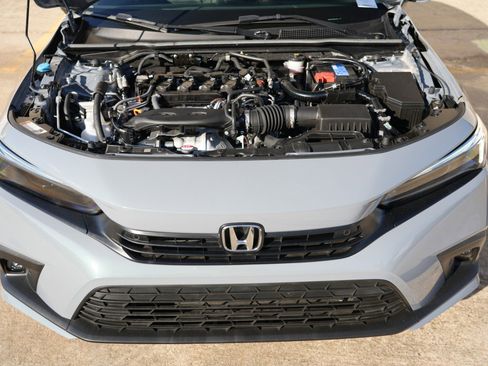 Used 2024 Honda Civic Touring image 7