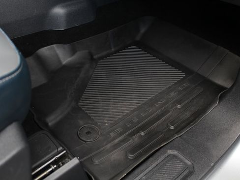 Used 2024 Ford Bronco Outer Banks image 23