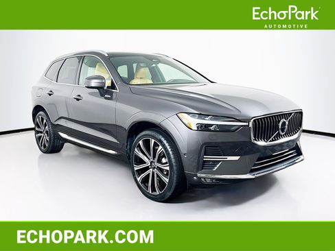 Used 2023 Volvo XC60 B5 Ultimate w/ Climate Package image 1
