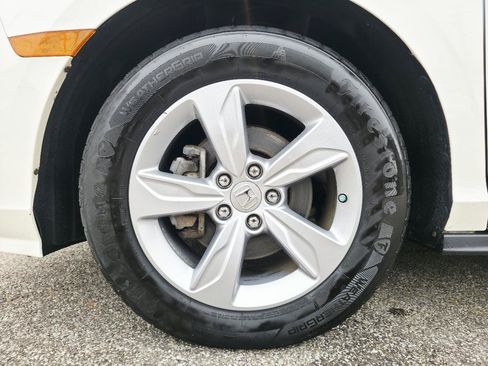 Used 2018 Honda Odyssey EX-L image 9