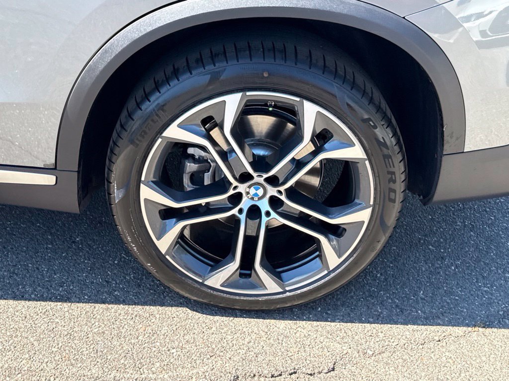 Used 2026 BMW X5 sDrive40i RWD image 15