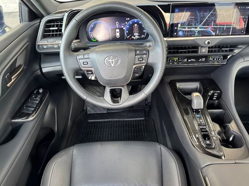 Certified 2026 Toyota Crown XLE image 13