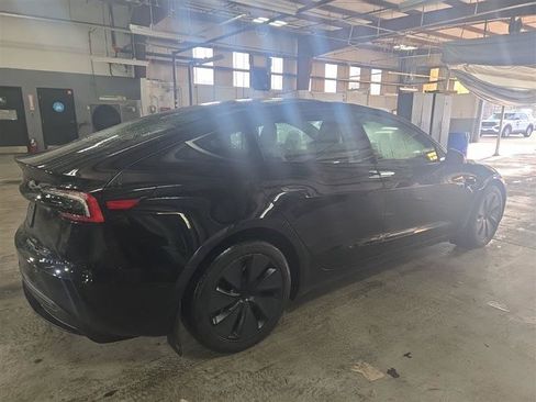 Used 2024 Tesla Model 3 Long Range AWD/4WD image 5