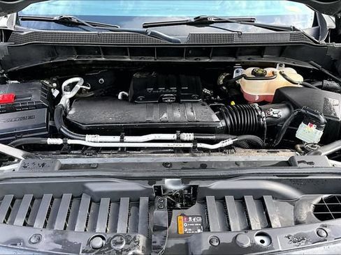 Used 2024 Chevrolet Silverado 1500 RST AWD/4WD image 10