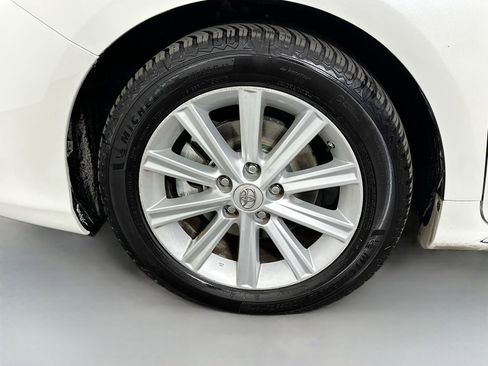 Used 2014 Toyota Camry XLE image 31