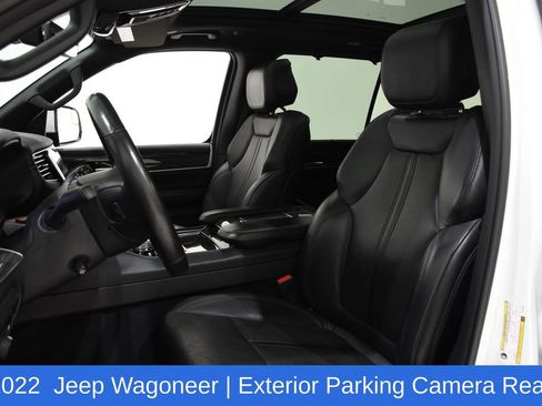 Used 2022 Jeep Wagoneer Series III w/ Premium Group I AWD/4WD image 22