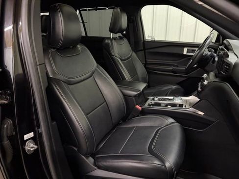 Used 2020 Ford Explorer ST w/ ST Street Pack AWD/4WD image 40