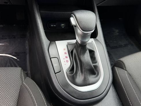 Used 2023 Kia Forte LXS w/ LXS Technology Package FWD image 26