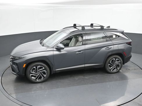 New 2025 Hyundai Tucson Limited image 43