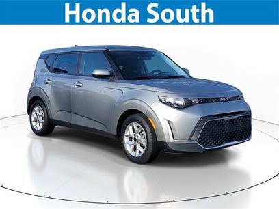 Used 2024 Kia Soul LX w/ Option Group 015