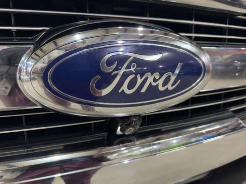 Used 2017 Ford F150 Lariat w/ Equipment Group 502A Luxury image 17