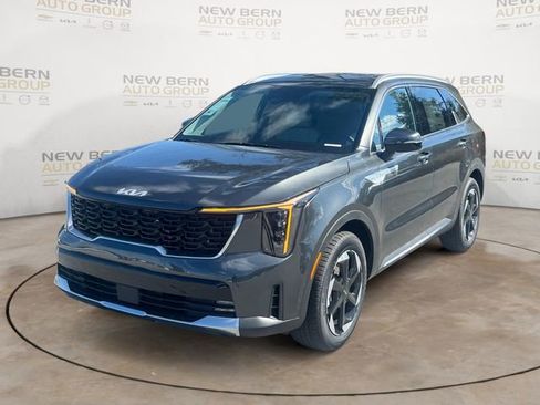 New 2026 Kia Sorento EX FWD image 1