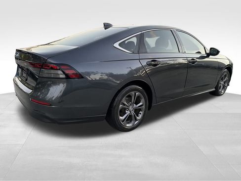 Used 2023 Honda Accord EX image 7