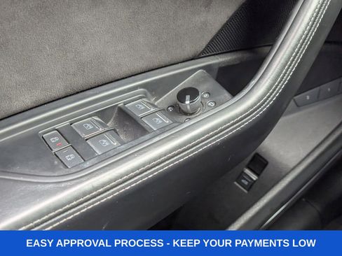 Used 2019 Audi e-tron Prestige w/ Prestige Package AWD/4WD image 39